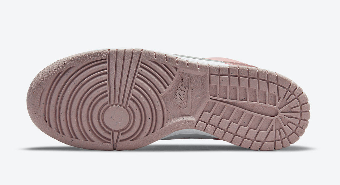 NIKE DUNK LOW PINK VELVET - CHIC TREAD