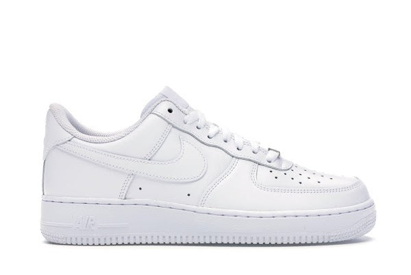 NIKE - AIR FORCE 1 WHITE - CHIC TREAD